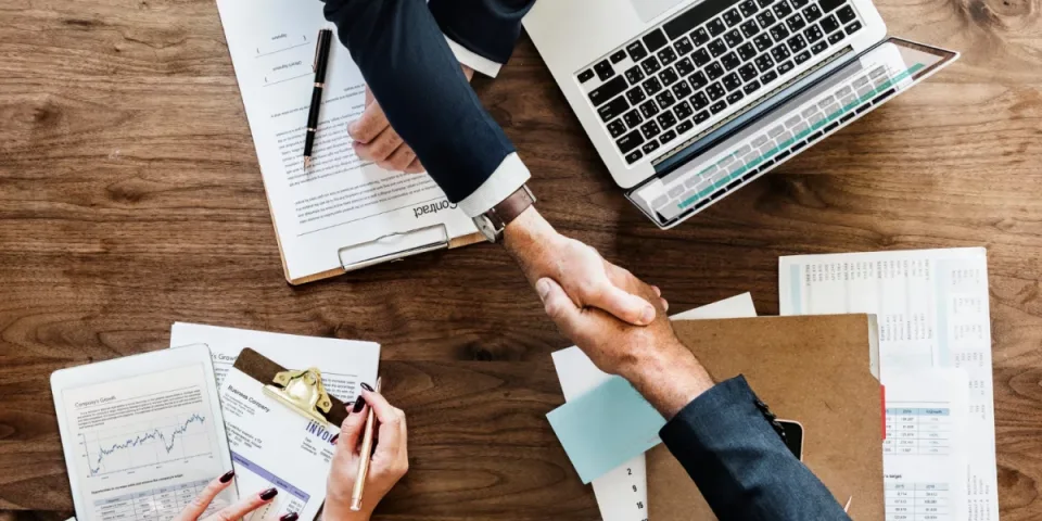 Finansowanie i dotacje przy outsourcingu projektów ochrony środowiska
